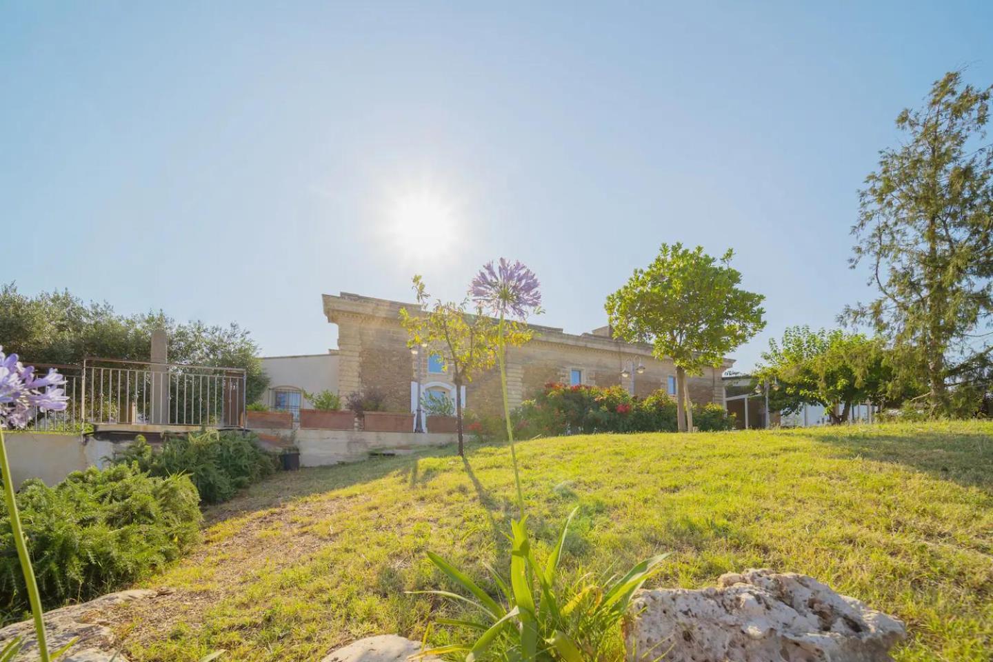 La Volpe E L'Uva Dimore Montescaglioso Exterior photo